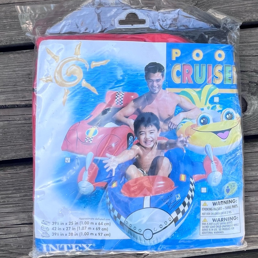 INTEX RED POOL CRUISER CAR CHILDRENS FLOATING BLOW UP ACCESSORY